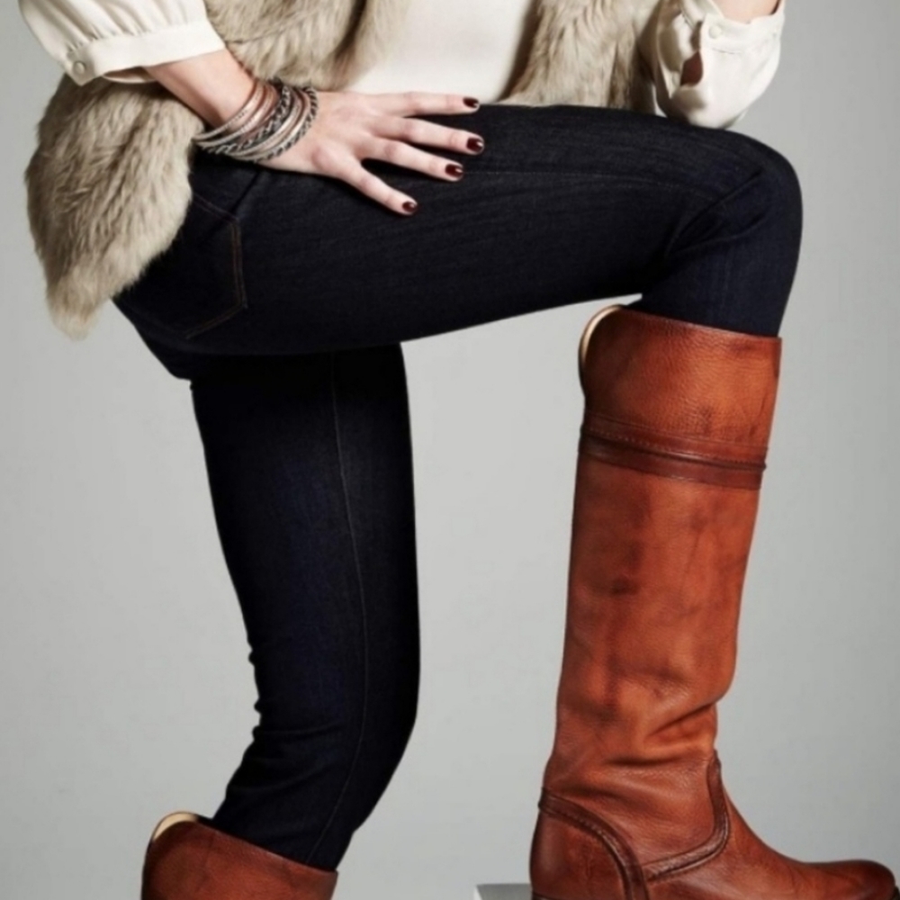 Frye Melissa Trapunto Riding Boot 76442